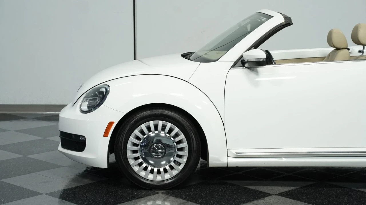 2014 Volkswagen A5 Beetle - Image 20 of 21