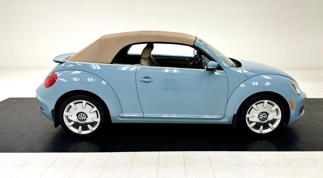 2014 Volkswagen A5 Beetle - Image 9 of 12