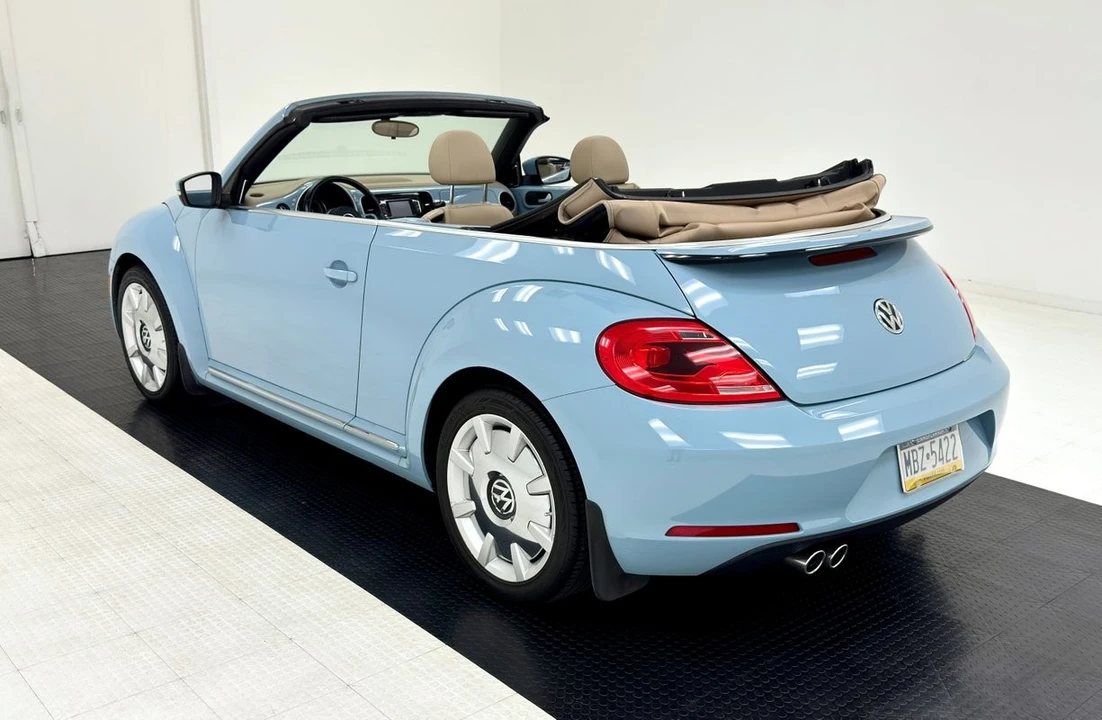 2014 Volkswagen A5 Beetle - Image 6 of 12
