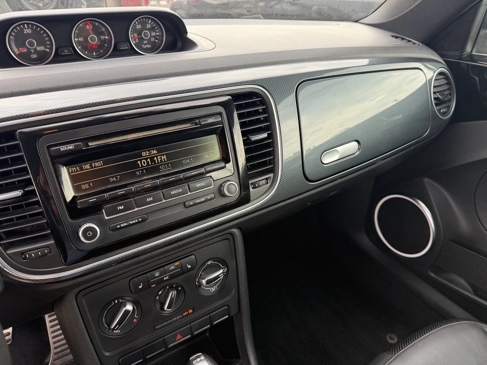 2014 Volkswagen A5 Beetle - Image 18 of 26