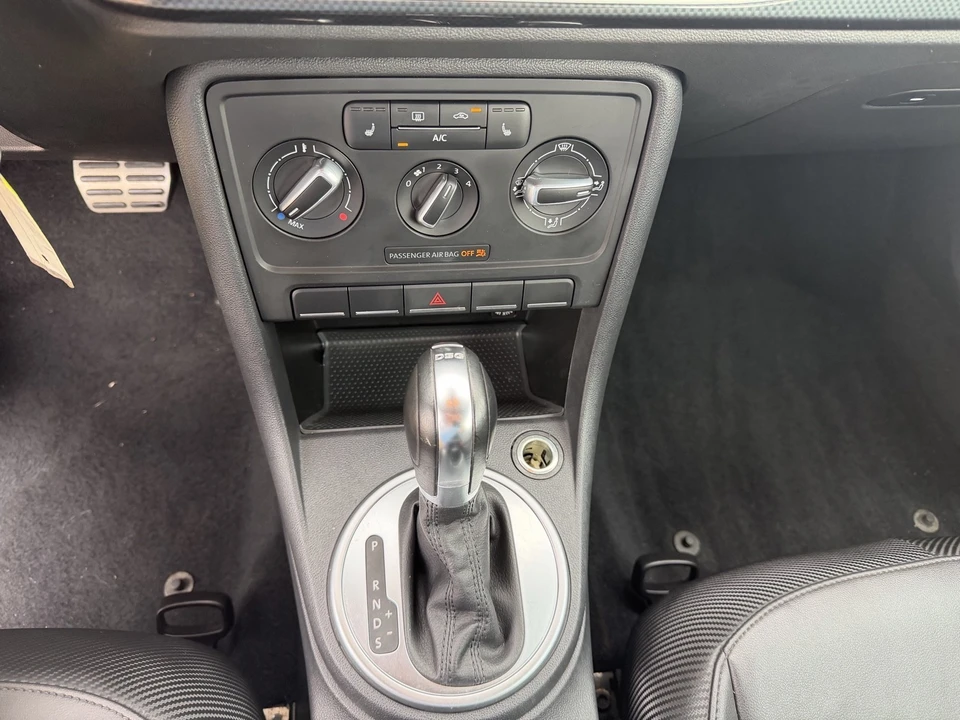 2014 Volkswagen A5 Beetle - Image 19 of 26