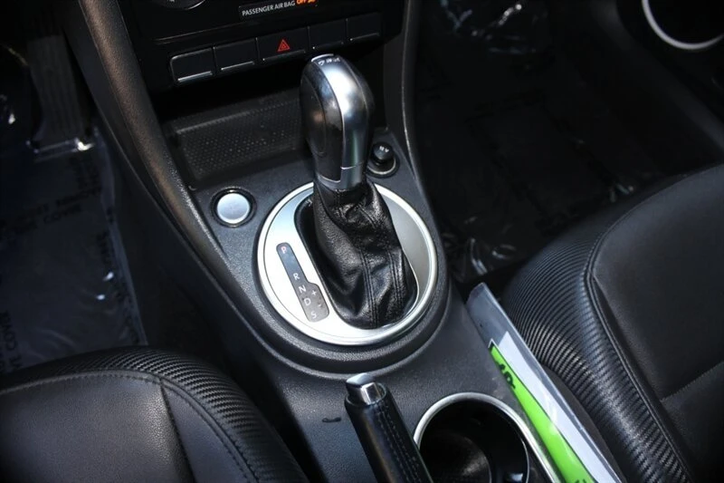 2014 Volkswagen A5 Beetle - Image 12 of 18