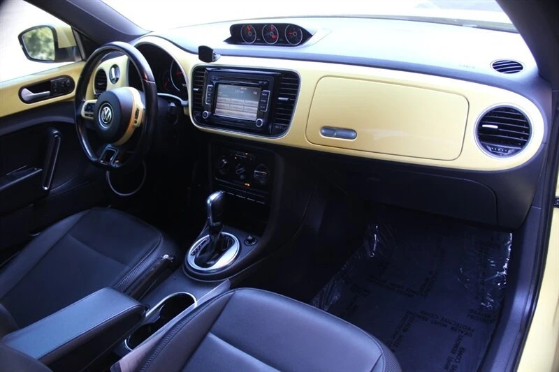 2014 Volkswagen A5 Beetle - Image 16 of 18