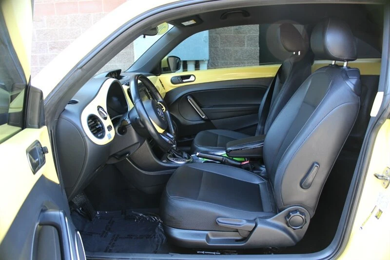 2014 Volkswagen A5 Beetle - Image 10 of 18