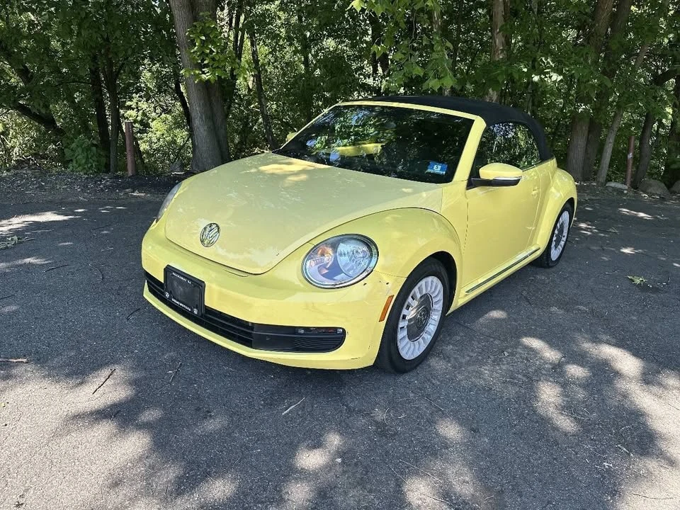 2014 Volkswagen A5 Beetle - Image 5 of 17