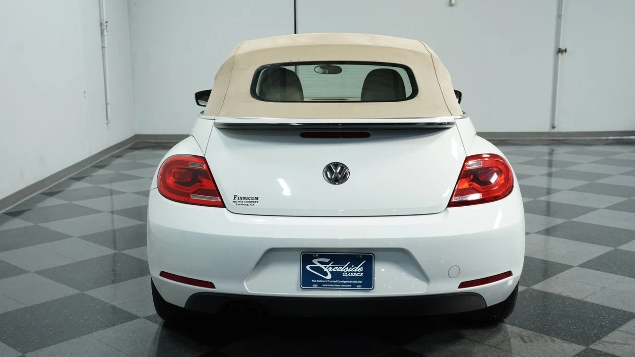 2014 Volkswagen A5 Beetle - Image 9 of 12