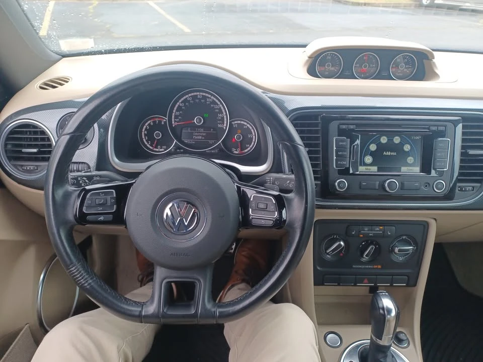 2014 Volkswagen A5 Beetle - Image 4 of 6