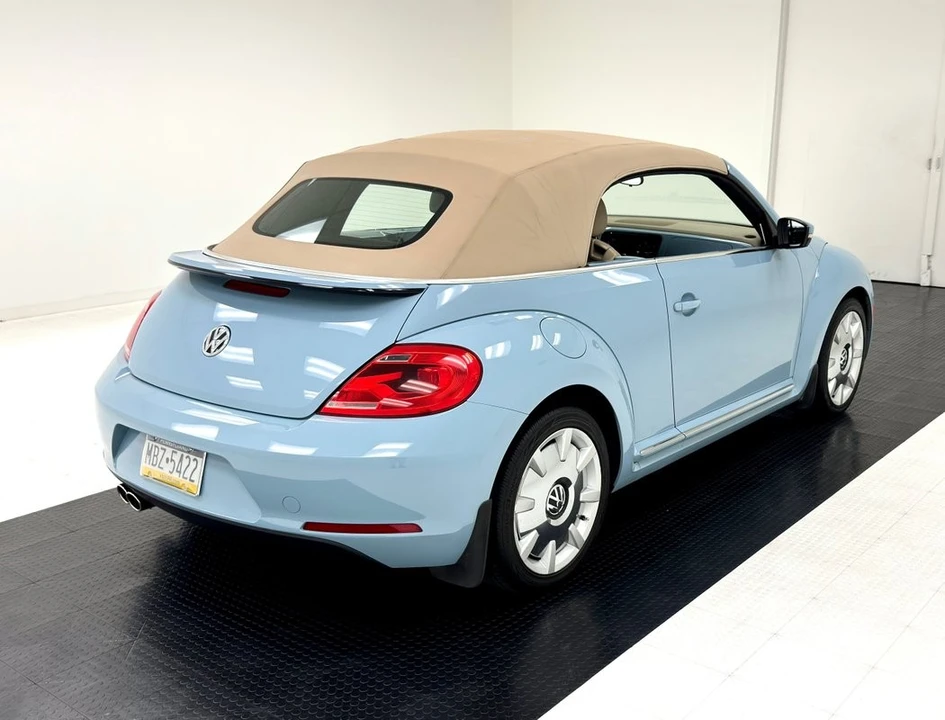 2014 Volkswagen A5 Beetle - Image 8 of 12