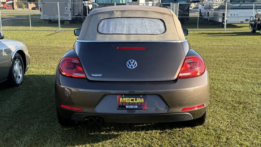 2014 Volkswagen A5 Beetle - Image 5 of 10