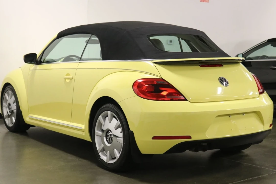 2014 Volkswagen A5 Beetle - Image 11 of 12