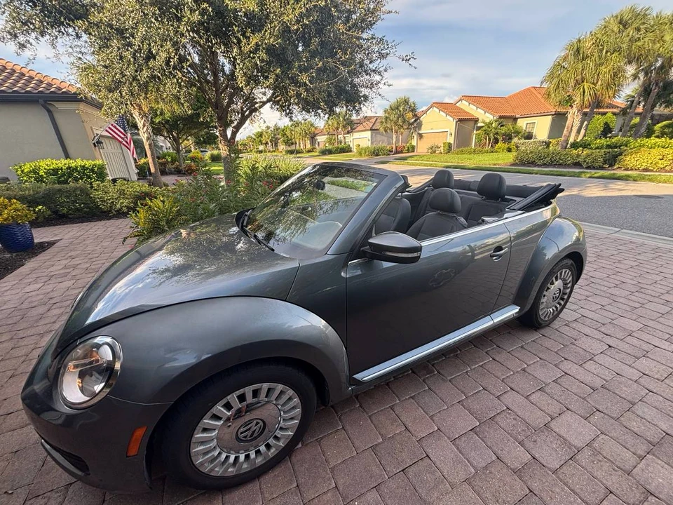 2014 Volkswagen A5 Beetle - Image 3 of 12
