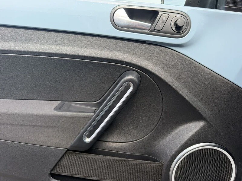 2014 Volkswagen A5 Beetle - Image 19 of 20