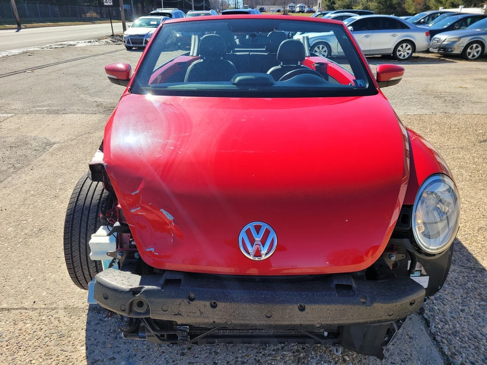 2014 Volkswagen A5 Beetle - Image 8 of 21