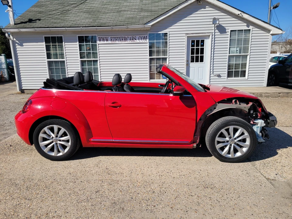 2014 Volkswagen A5 Beetle - Image 6 of 21