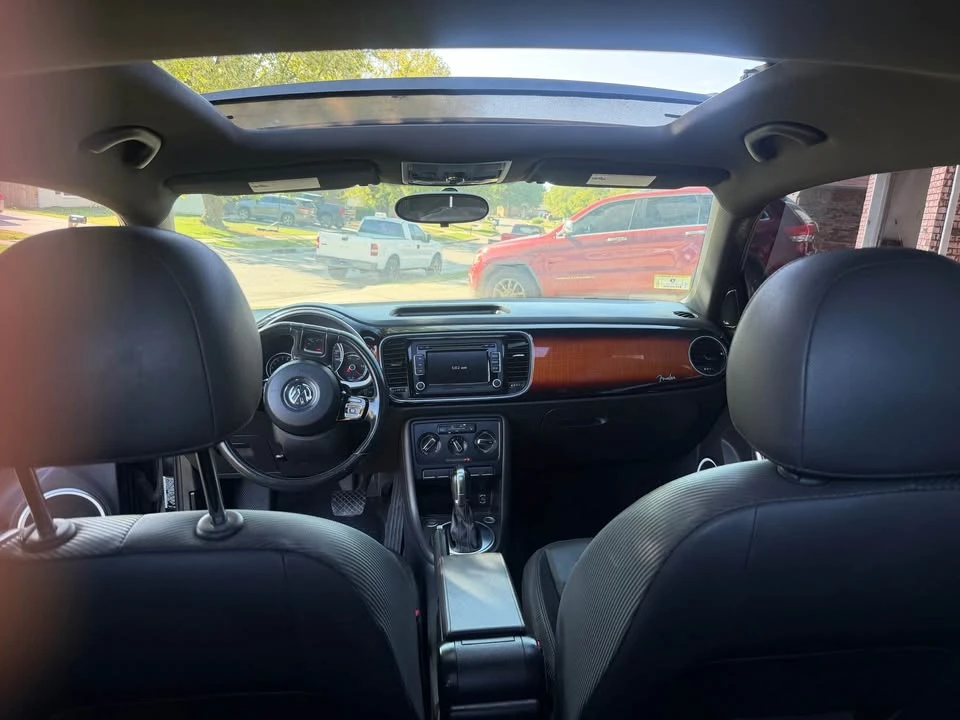2014 Volkswagen A5 Beetle - Image 9 of 15