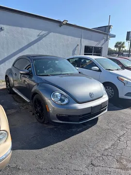 2014 Volkswagen Beetle Hatchback 2D