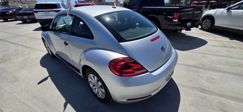 2014 Volkswagen A5 Beetle - Image 8 of 18