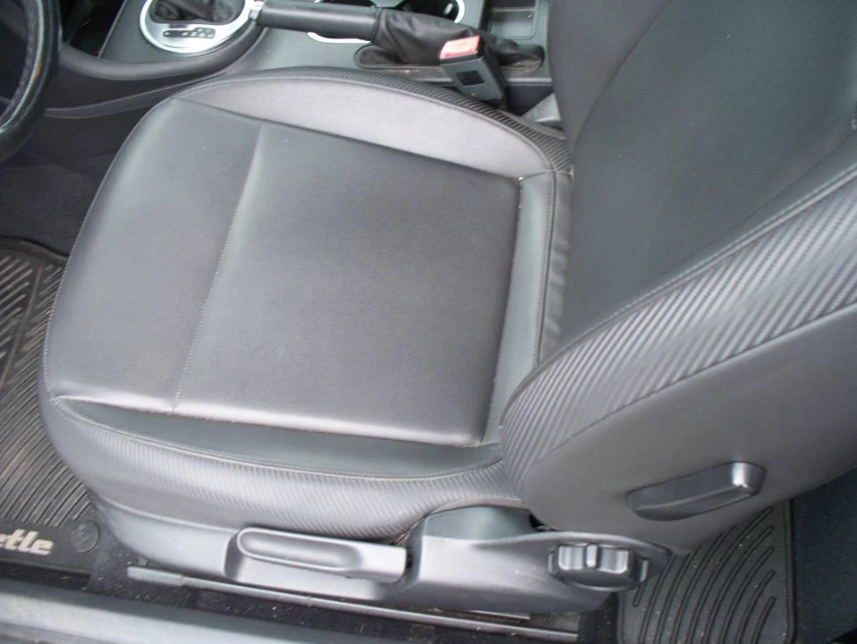 2014 Volkswagen A5 Beetle - Image 7 of 9