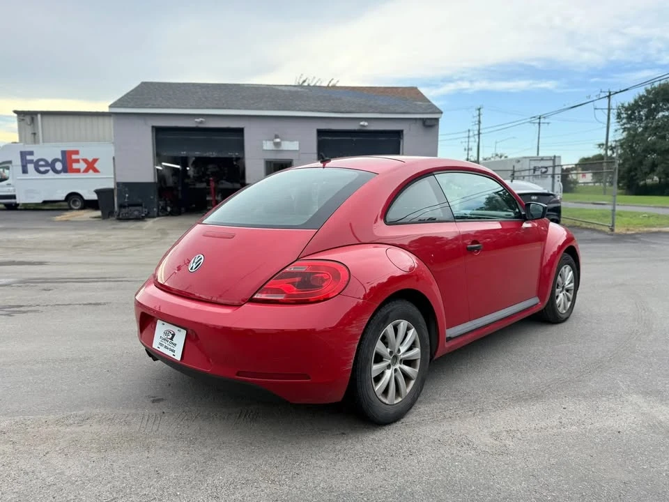 2014 Volkswagen A5 Beetle - Image 5 of 15