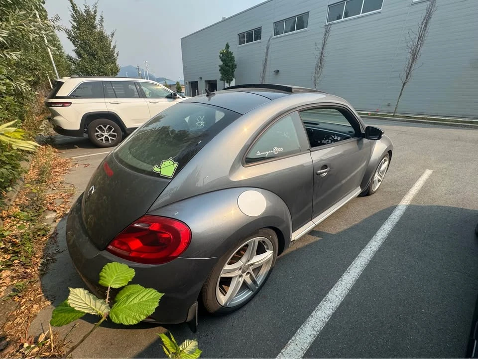 2014 Volkswagen A5 Beetle - Image 3 of 10