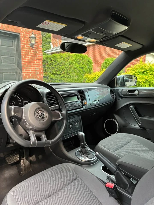2014 Volkswagen A5 Beetle - Image 6 of 8