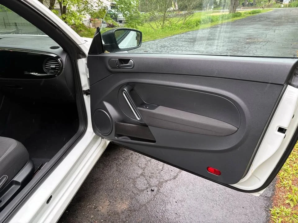 2014 Volkswagen A5 Beetle - Image 13 of 20