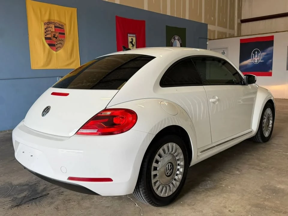 2014 Volkswagen A5 Beetle - Image 10 of 20