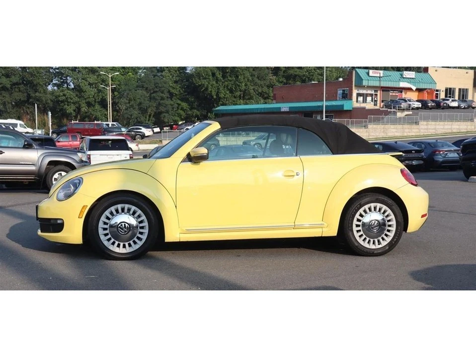 2014 Volkswagen A5 Beetle - Image 5 of 20
