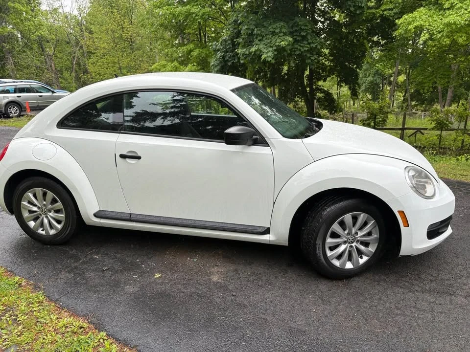 2014 Volkswagen A5 Beetle - Image 2 of 20