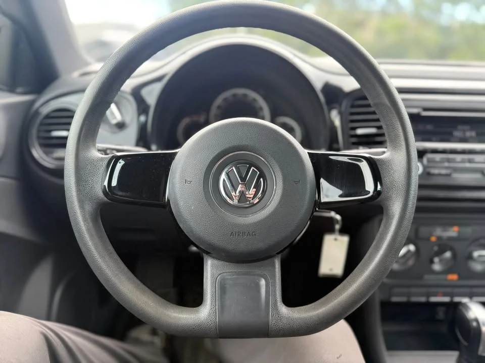 2014 Volkswagen A5 Beetle - Image 10 of 15