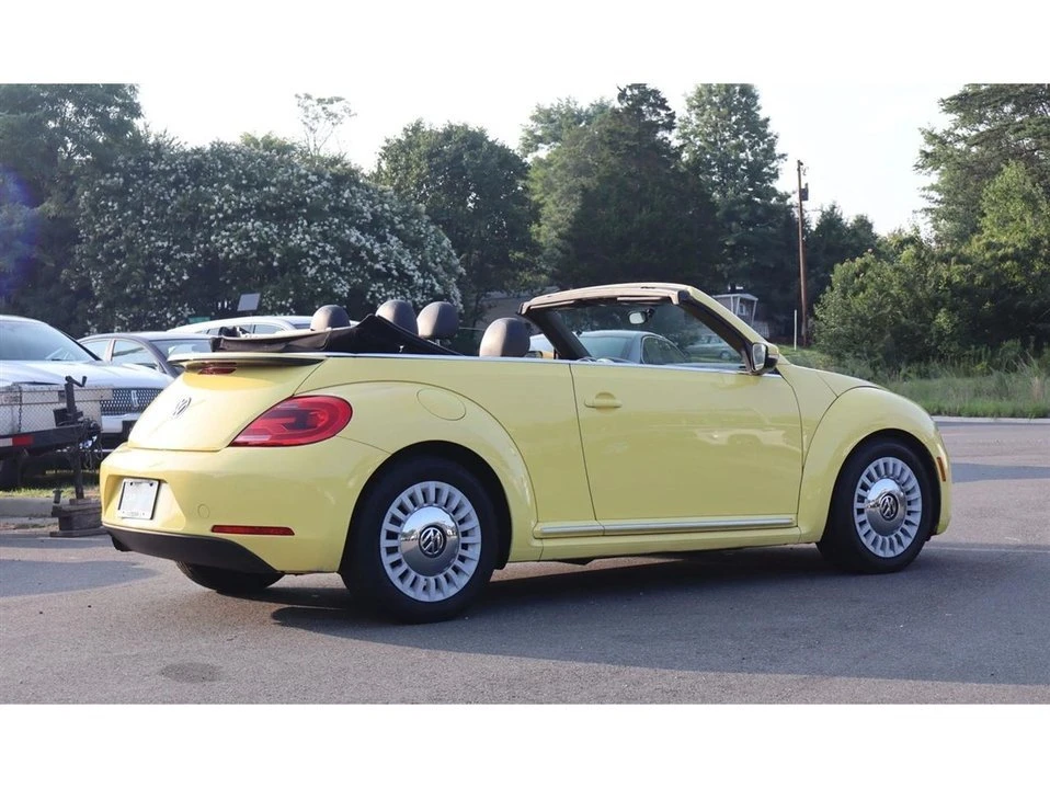 2014 Volkswagen A5 Beetle - Image 9 of 20