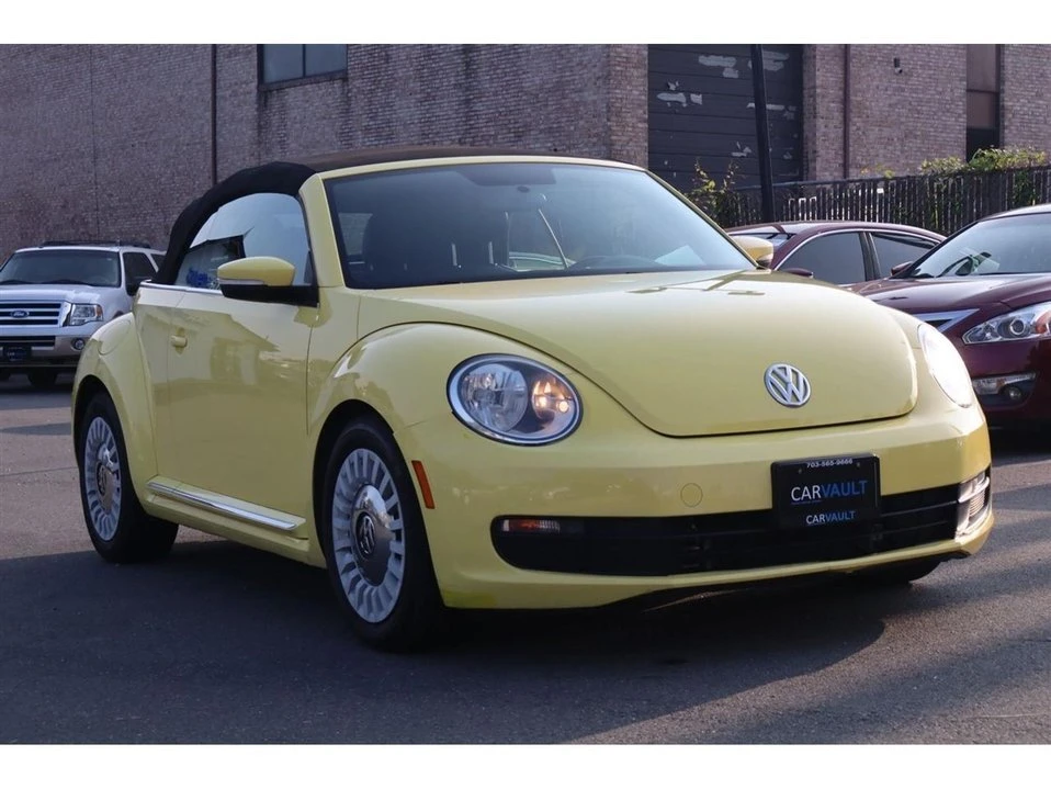 2014 Volkswagen A5 Beetle - Image 2 of 20