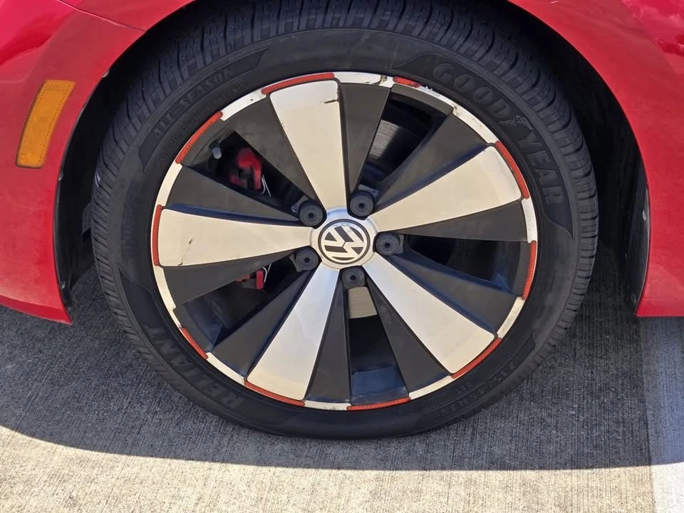 2014 Volkswagen A5 Beetle - Image 7 of 20