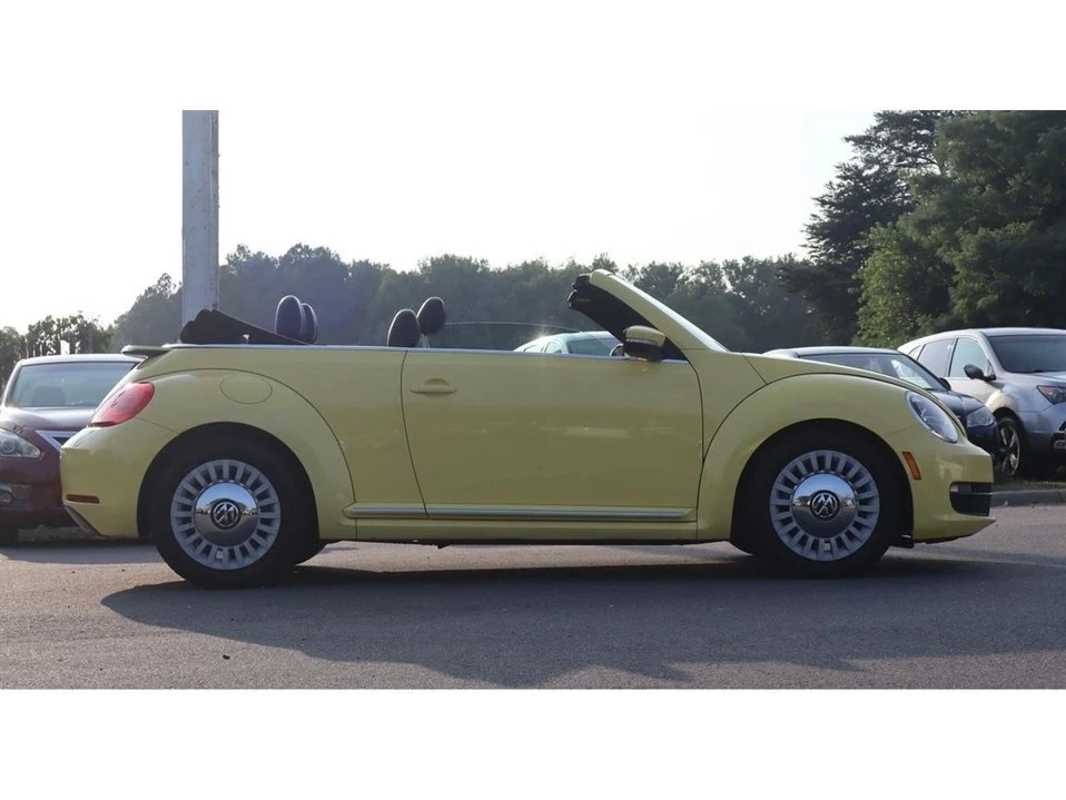 2014 Volkswagen A5 Beetle - Image 10 of 20