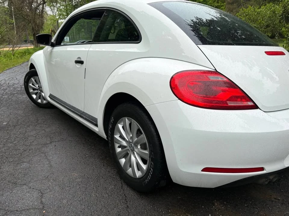 2014 Volkswagen A5 Beetle - Image 9 of 20