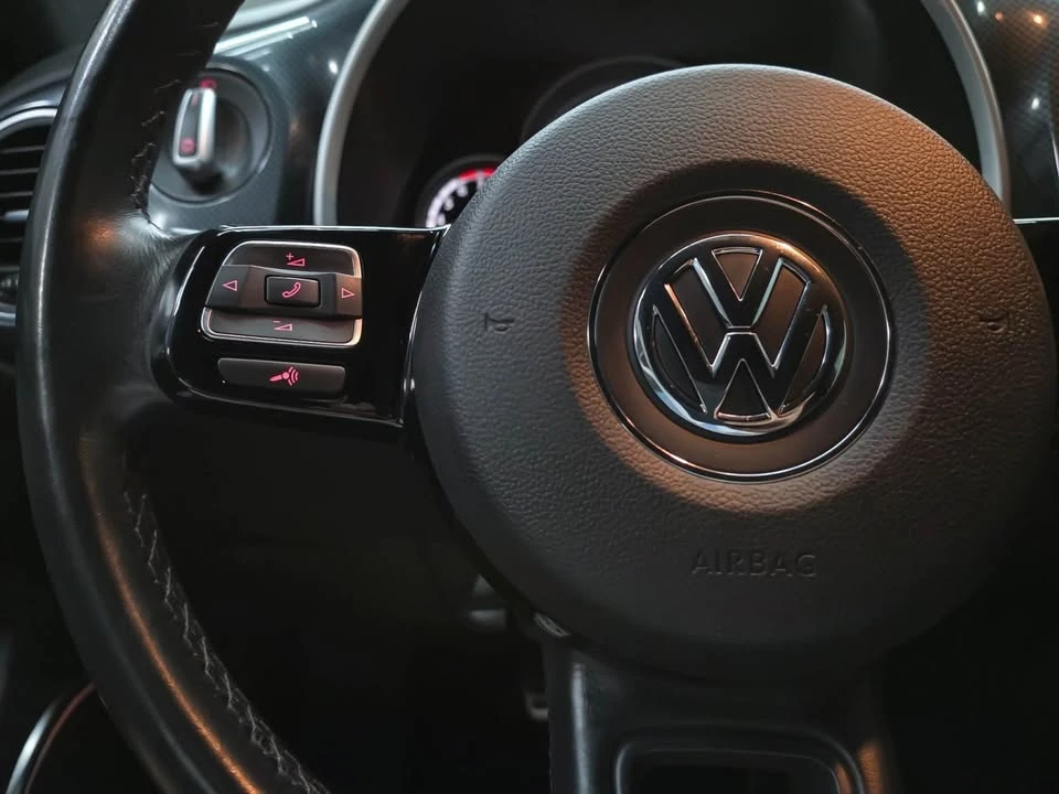 2014 Volkswagen A5 Beetle - Image 17 of 18