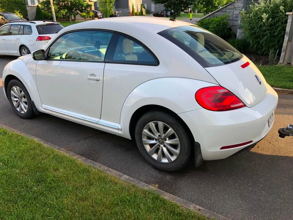 2014 Volkswagen A5 Beetle - Image 3 of 10
