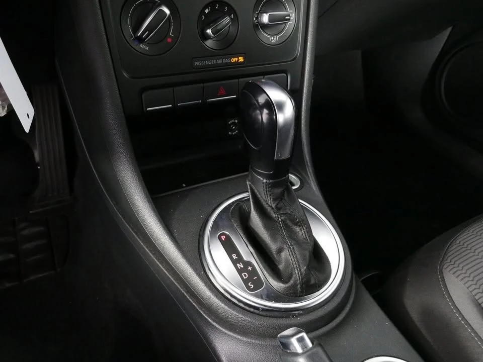 2014 Volkswagen A5 Beetle - Image 15 of 17