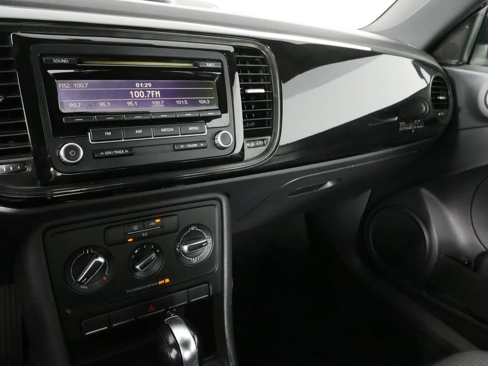 2014 Volkswagen A5 Beetle - Image 14 of 17