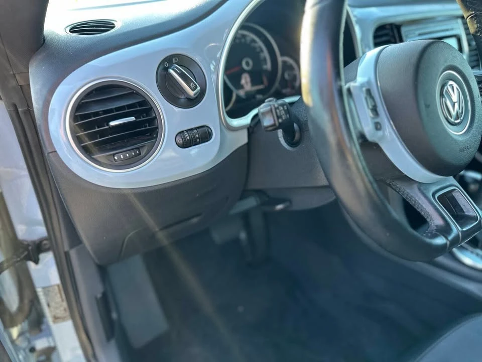 2014 Volkswagen A5 Beetle - Image 14 of 20