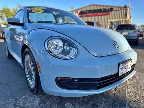 2014 Volkswagen Beetle 2.5L PZEV 2dr Coupe 6A