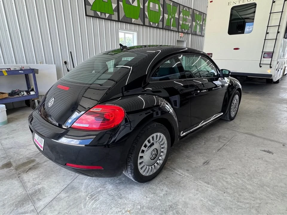 2014 Volkswagen A5 Beetle - Image 4 of 16