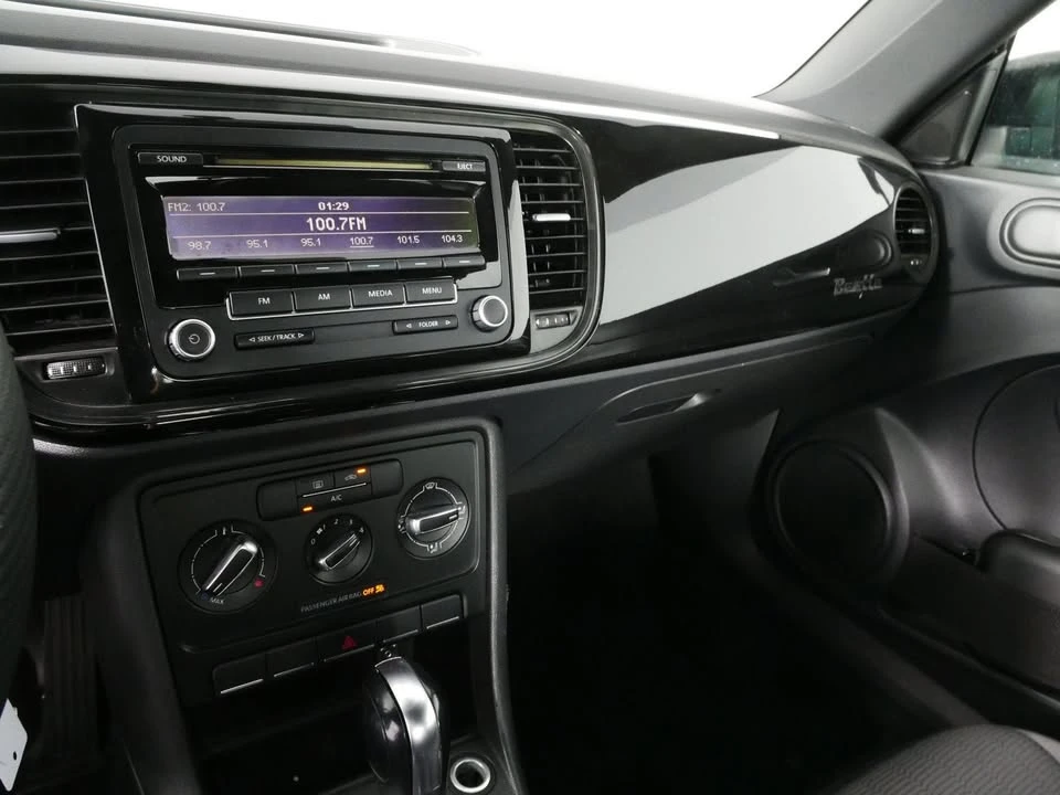 2014 Volkswagen A5 Beetle - Image 14 of 17