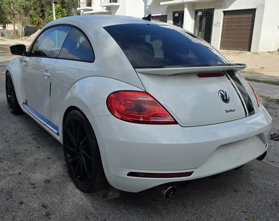 2014 Volkswagen A5 Beetle - Image 3 of 9