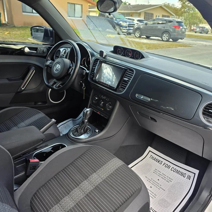 2014 Volkswagen A5 Beetle - Image 7 of 9