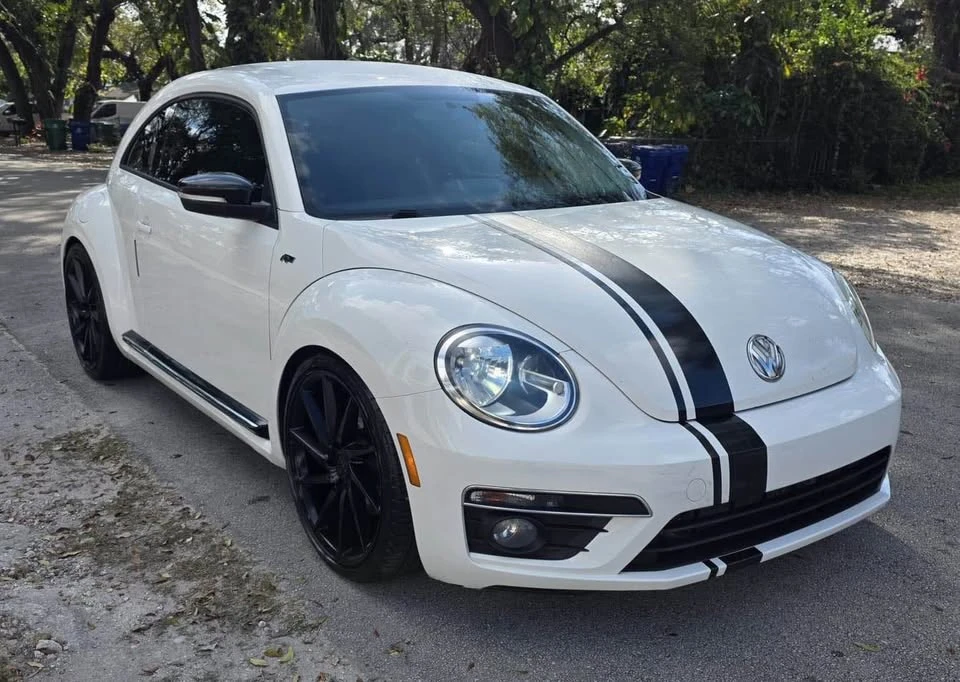 2014 Volkswagen A5 Beetle - Image 4 of 9