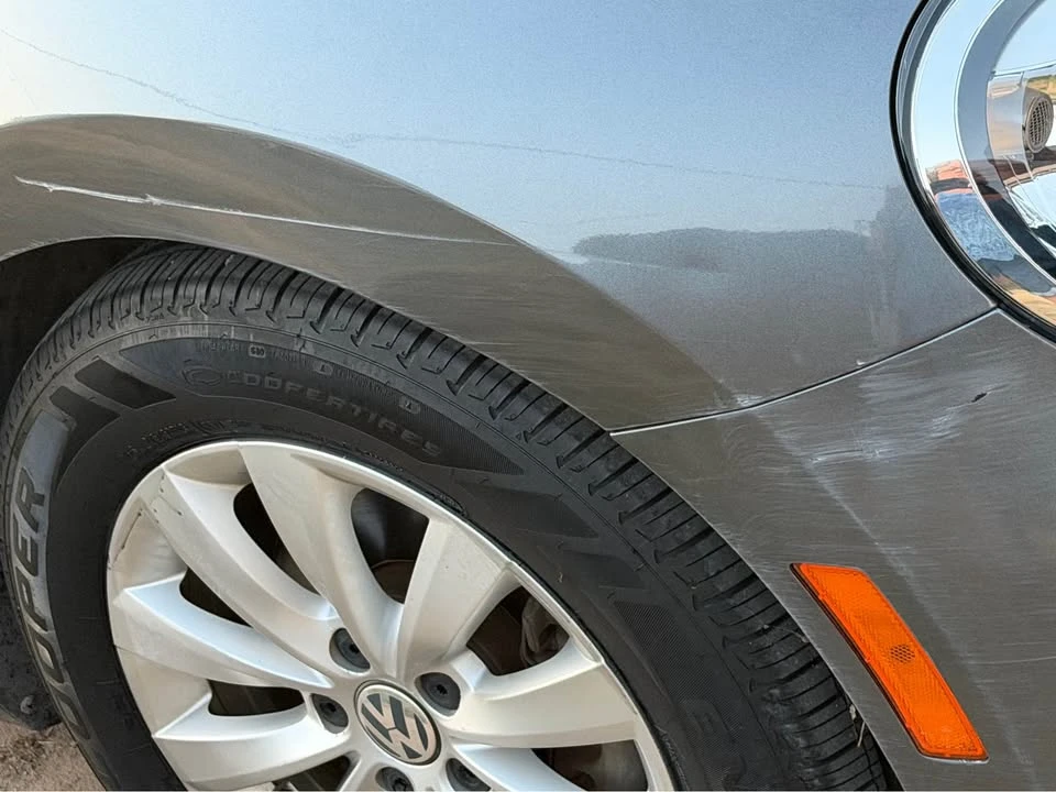 2014 Volkswagen A5 Beetle - Image 8 of 9