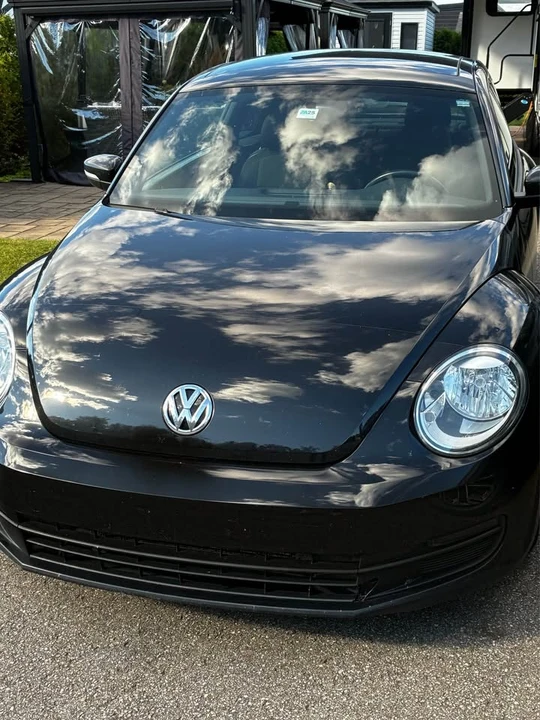 2014 Volkswagen A5 Beetle - Image 2 of 10