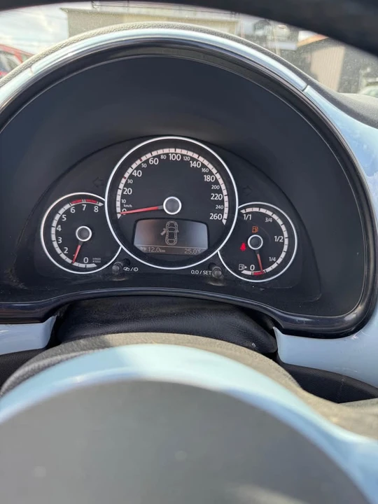 2014 Volkswagen A5 Beetle - Image 10 of 10