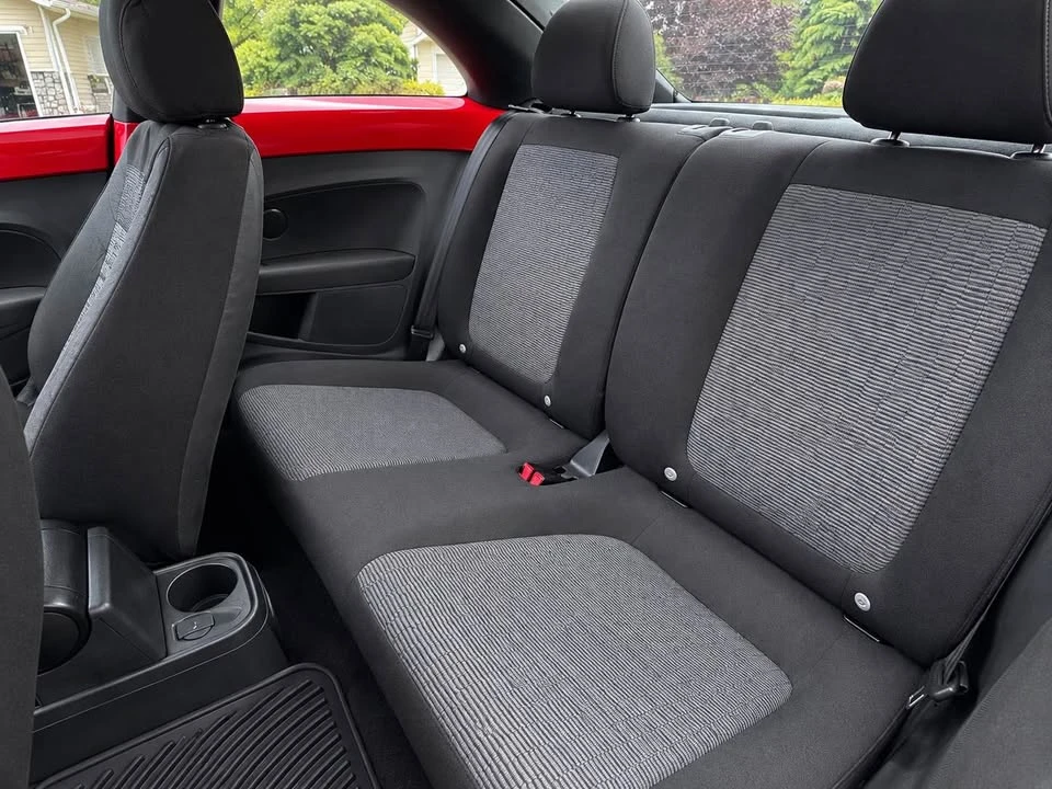 2014 Volkswagen A5 Beetle - Image 6 of 9